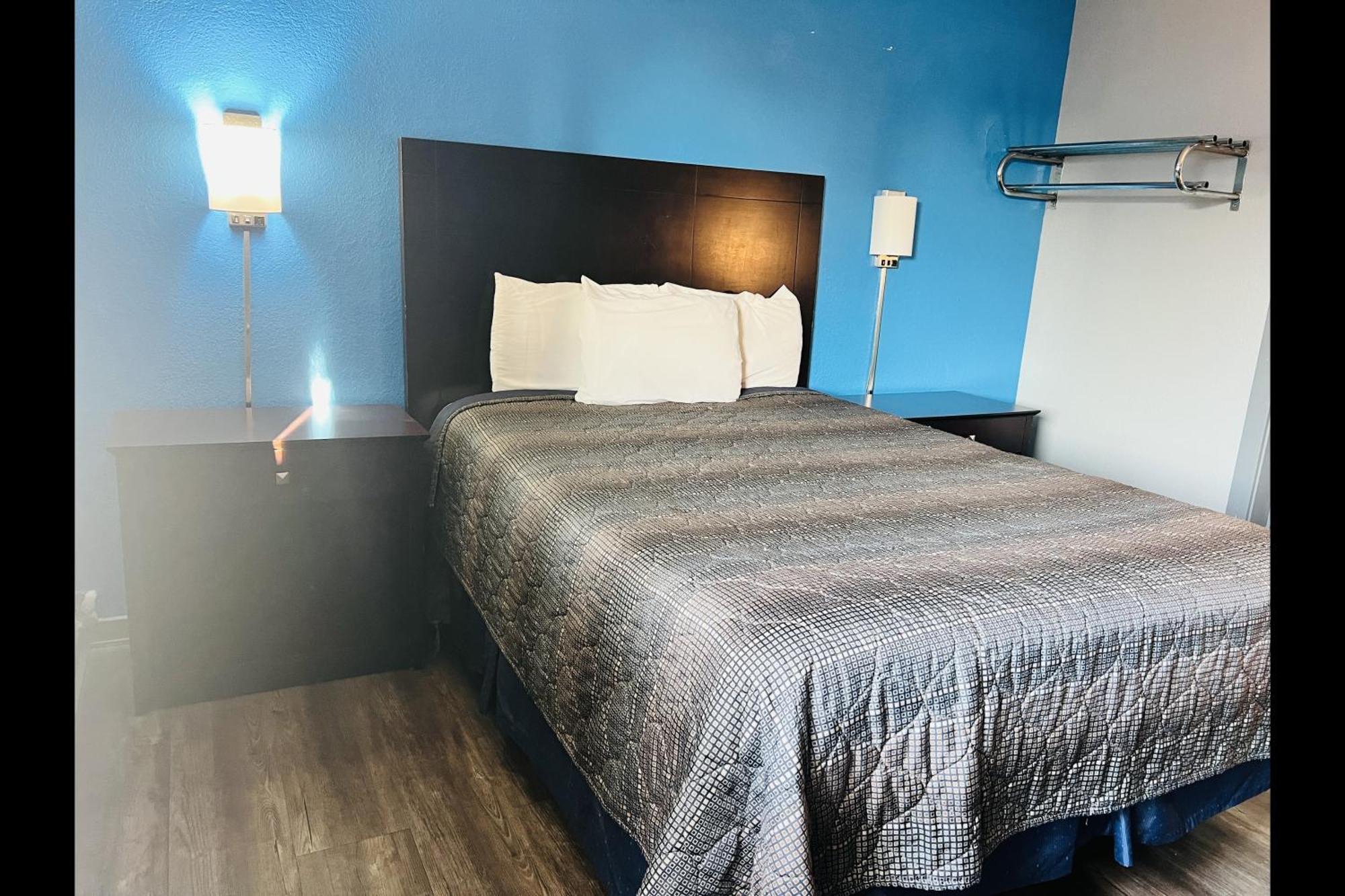 Executive Inn By Belvilla Owatonna Hwy 35 Dış mekan fotoğraf